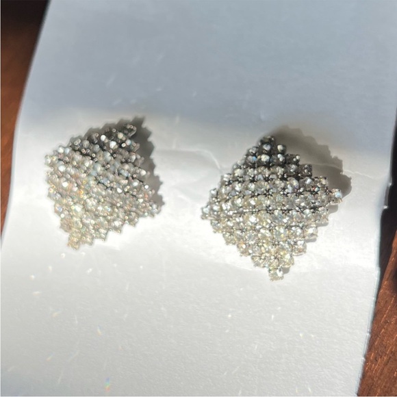 Earring Bundle - Picture 6 of 11